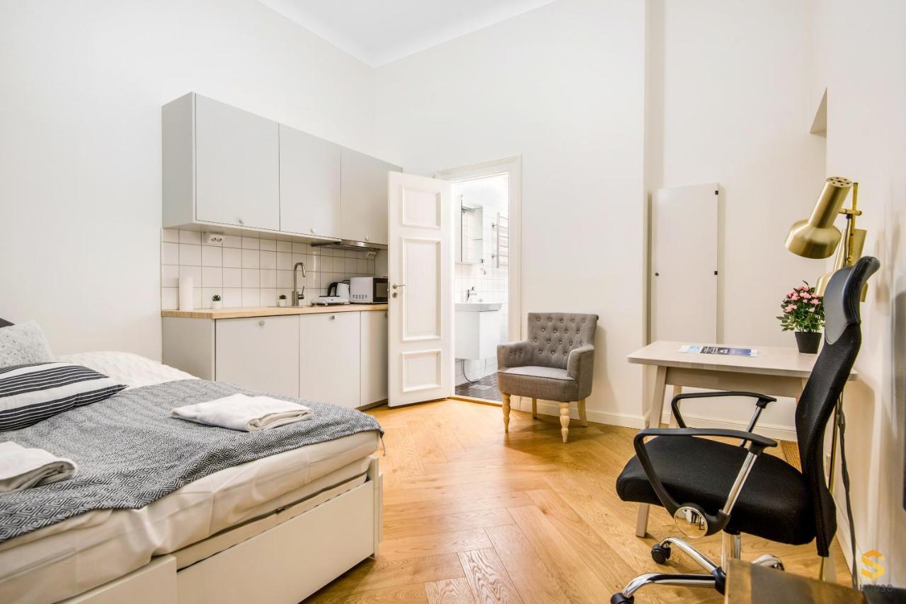 Pieni Roobertinkatu Big 13 Apartamento Helsínquia Exterior foto